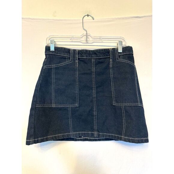 BDG Denim Workwear Mini Skirt Size Small - Picture 3 of 5